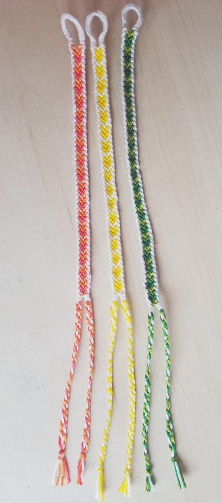 Predators' bracelets, par Milou