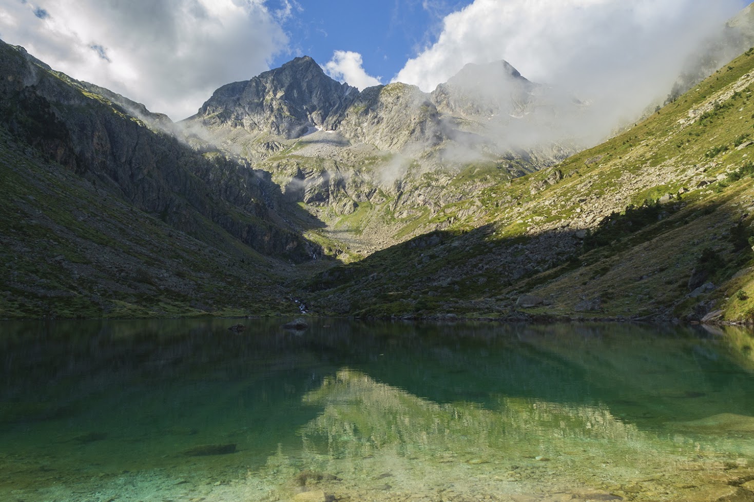 Lac, par Invoqueuse